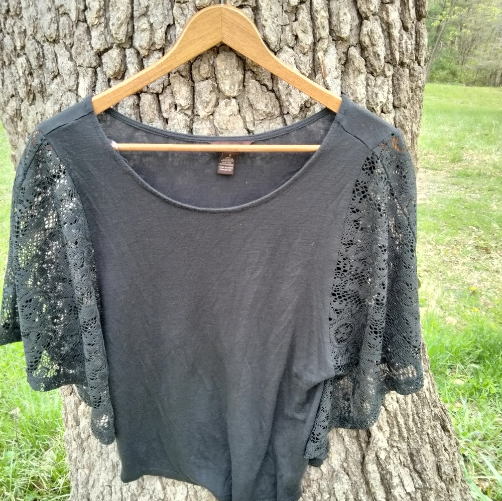 ⬇️⬇️Bit& Bridle Blouse in size S